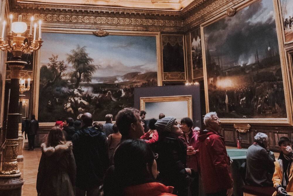 How to Study Abroad in France on a Budget: Study Abroad Scholarships