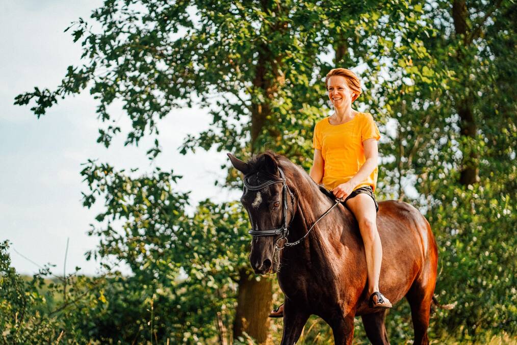 Best Things in Costa Rica - Horseback Riding - Unsplash