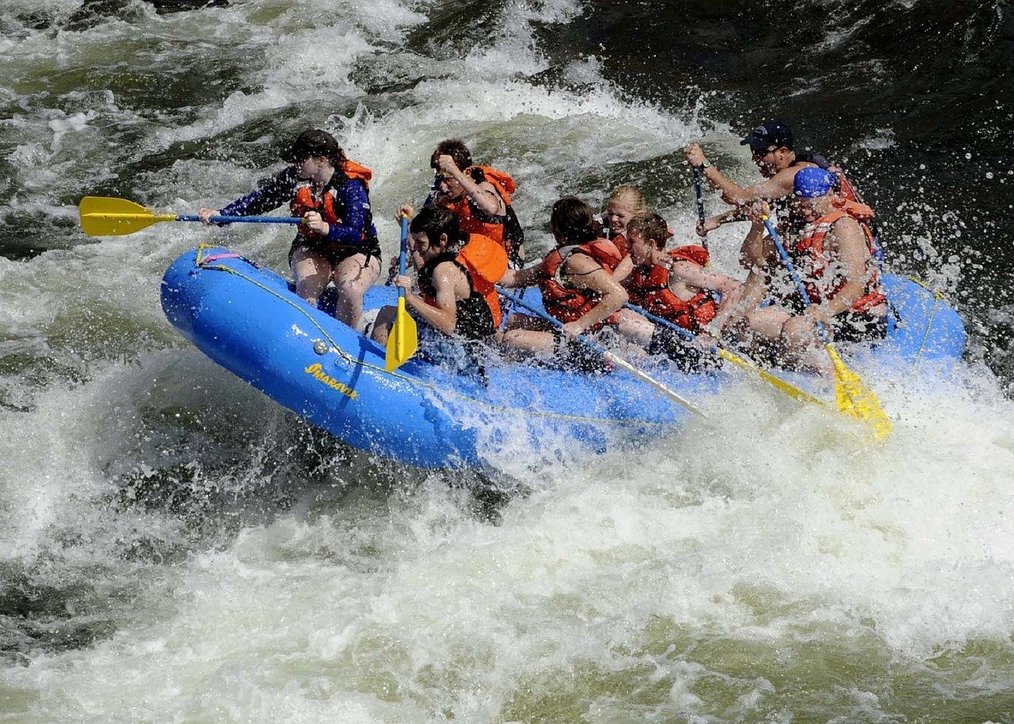 Best Things in Costa Rica - Whitewater Rafting - Pixabay