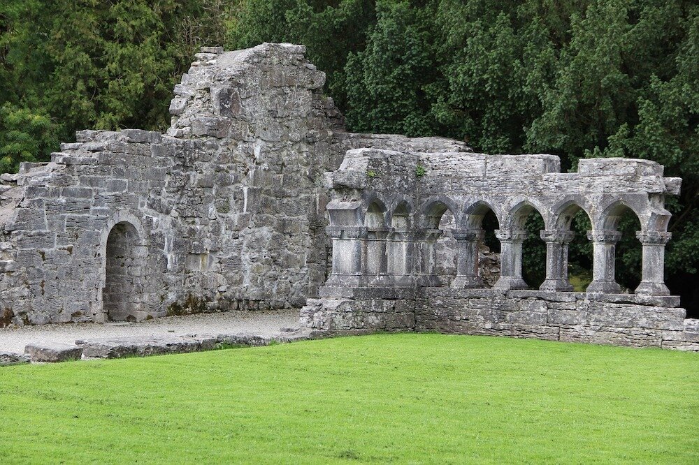 Unique Irish Masters - Irish Abbey