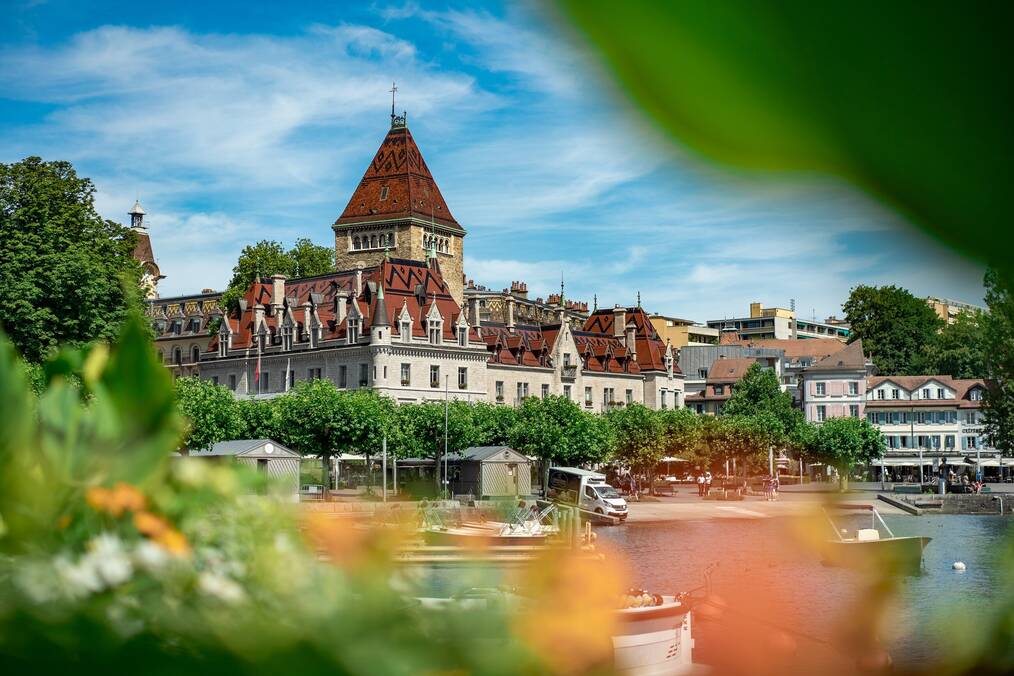 A red roof building in Switzerland