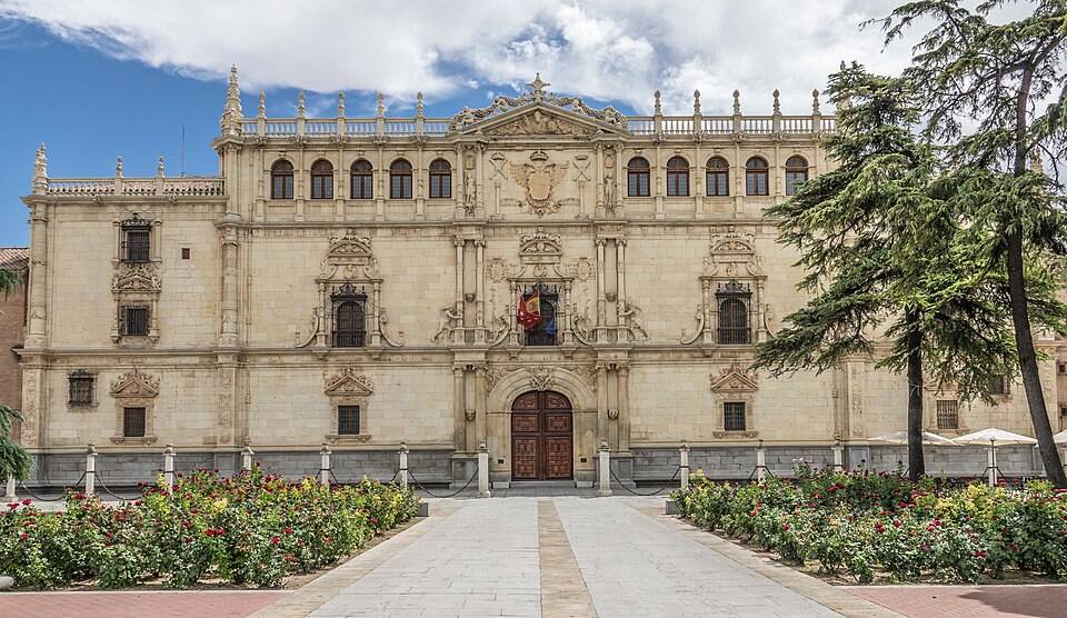 The front of a building at the University of Alcala.