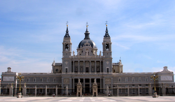 How Study Abroad in Madrid Changed My Life » Adelante Abroad Blog