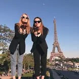 Students enjoying Paris.