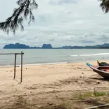 A photo of an empty beach in Southern Thailand