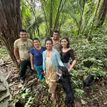 Visiting a botanical garden in the jungle with another 4 people
