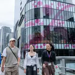 EF students walking outside the EF school in Shibuya Crossing
