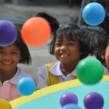 Volunteer with Children in Thailand