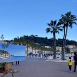 The oceanfront in Nice