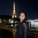 See the glittering la tour Eiffel at nighttime in Paris! 
