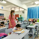 teacher in thailand classroom