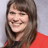 Hanni Geist headshot
