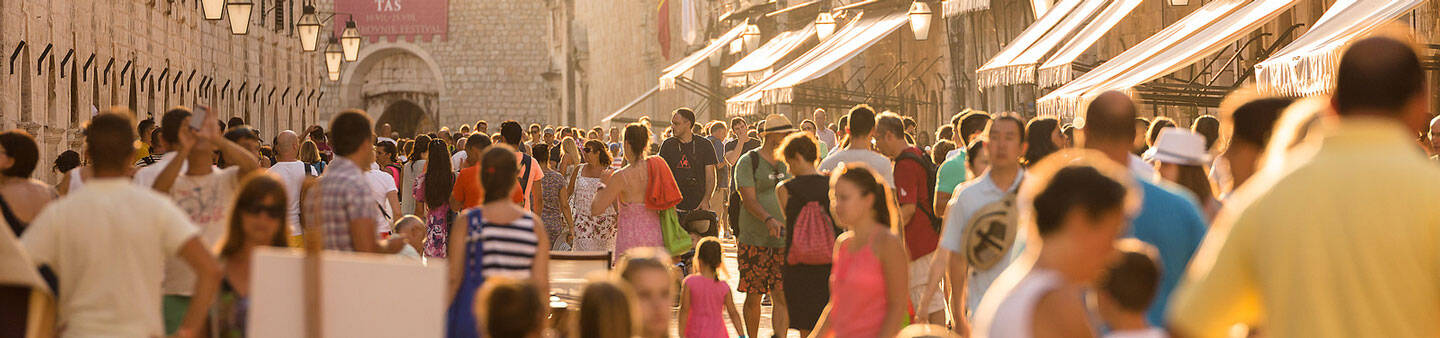 Volunteer Abroad in Tourism