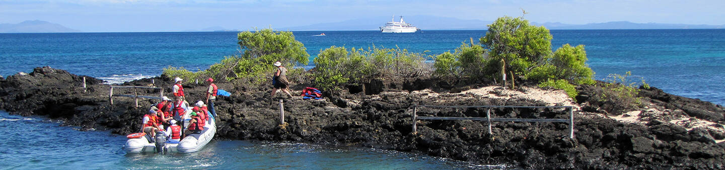 Volunteer in the Galapagos Islands
