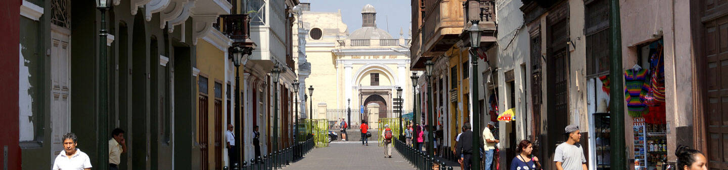 Volunteer in Lima, Peru