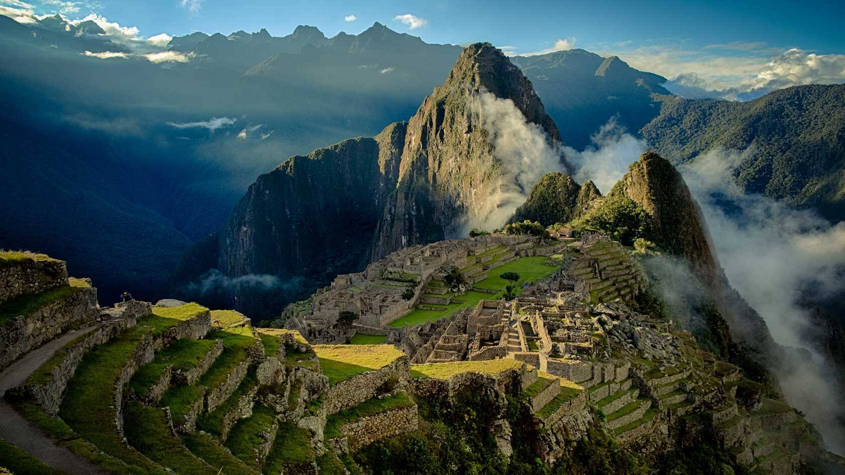 Volunteer in Peru, picture of Machu Picchu