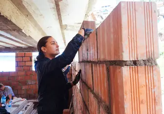 Affordable Construction Programs with IVHQ 