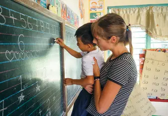 Affordable Volunteer Programs in The Philippines $270