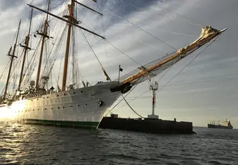 A shot from within the Valpo port