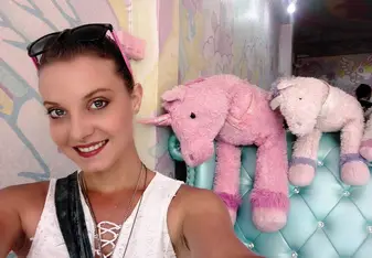 Unicorn cafe