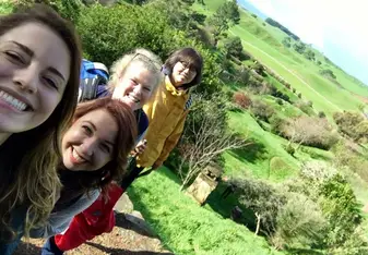 Volunteer group 