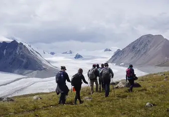 Hiking to Malchin base camp