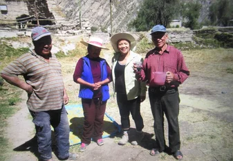 Drinking Chicha with some helpful new friends! 