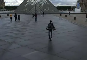 Pyramid to the Louvre