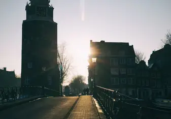 Sun over a bridge near Binnenkant classroom