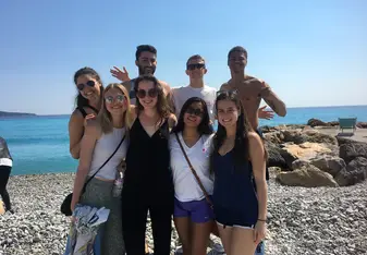 Friends !