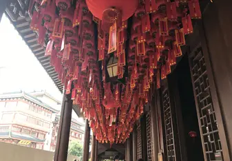 Jade Buddha temple 