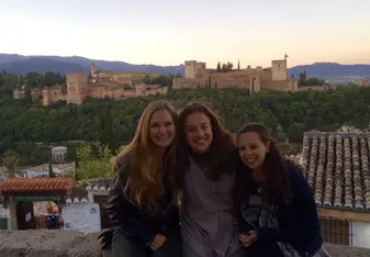 Sunrise over the Alhambra with friends!
