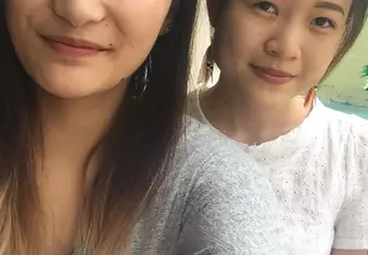 selfie of two girls in Saigon