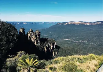 three sisters 