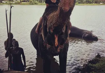 Mahood in the water 