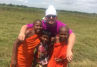 volunteers in Sri Lanka