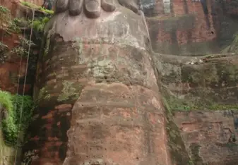 Lesbian Giant Buddha