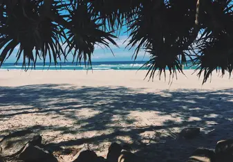 I spent a great amount of time hanging out at this beach and in the Burleigh Heads area, a great spot to soak up the sun, surf, meet locals, shop, and eat.