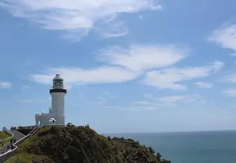 A must do day or weekend trip up to Byron Bay, a cool town located right on the coast with some of the most amazing views and fun places to explore.