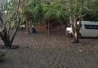  Volunteer house 