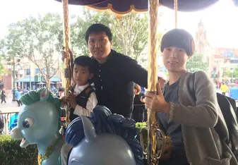 Family atmosphere at Disneyland