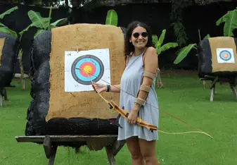 woman and archery 
