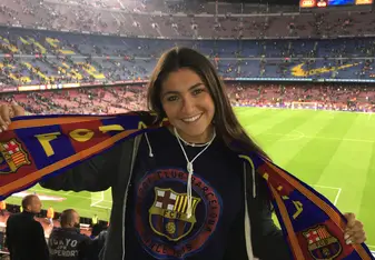 women, stadium 