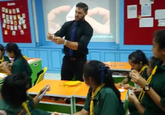 Teaching at THK