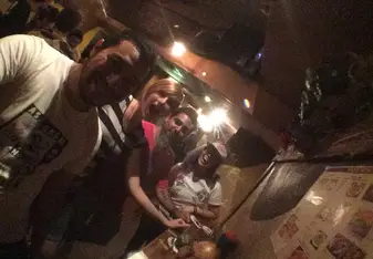 Bar 300