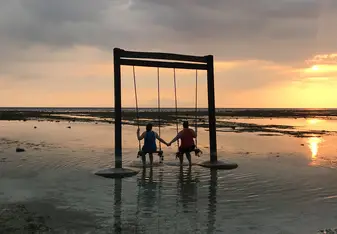 Gili T