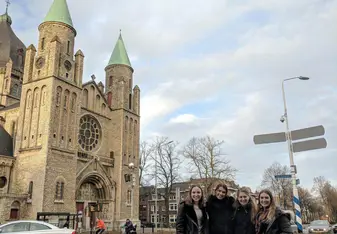 First day of class; a walk, a chat and some sight seeing!