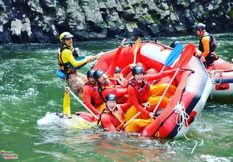 Tully River White Water Rafting