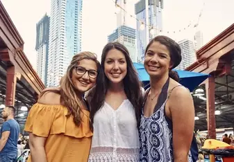 Friends 