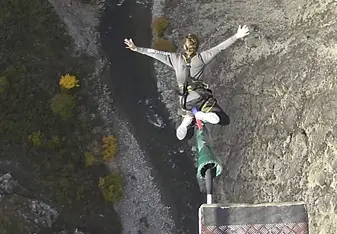 Bungee jumping
